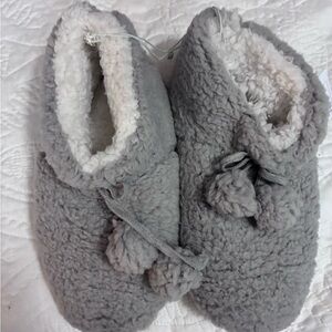 Cozy Gray Fleece Slippers